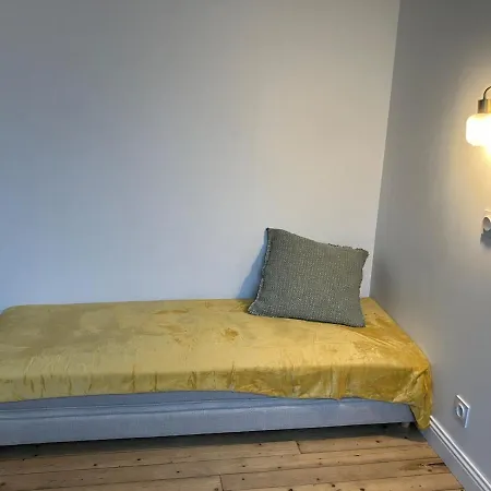 Face Aux Remparts - Bourgeois Apartment